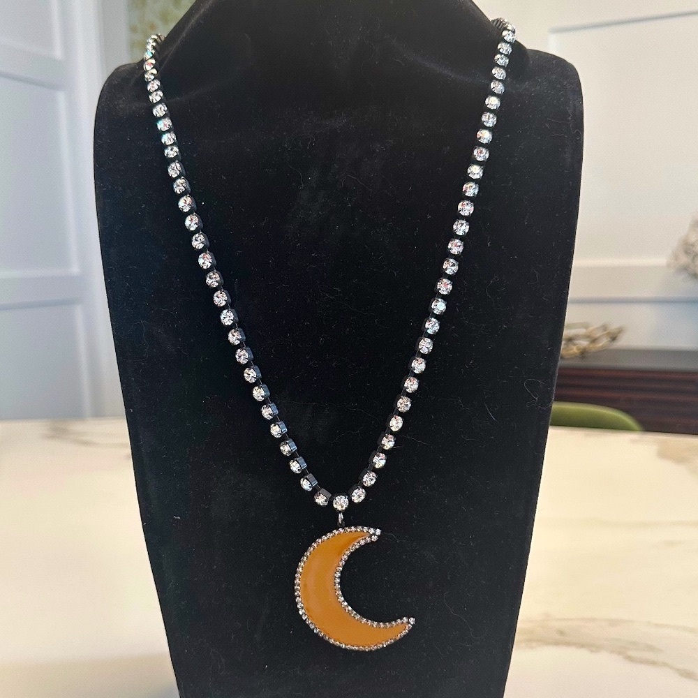 Elegant Crescent Moon Necklace with Crystal Accents
